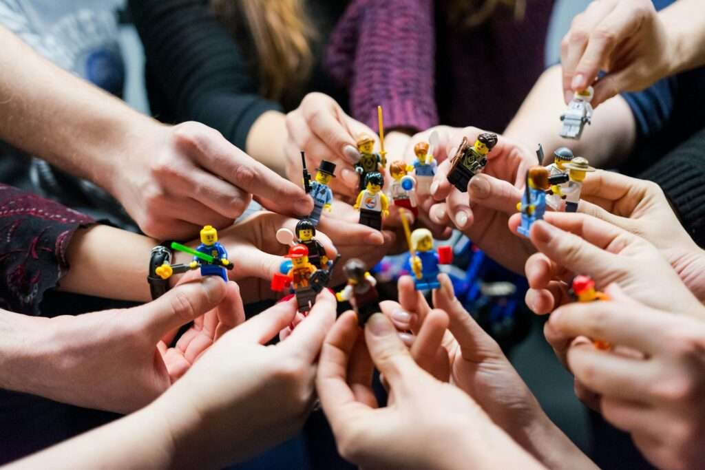 10 Dynamic Team Building Activities