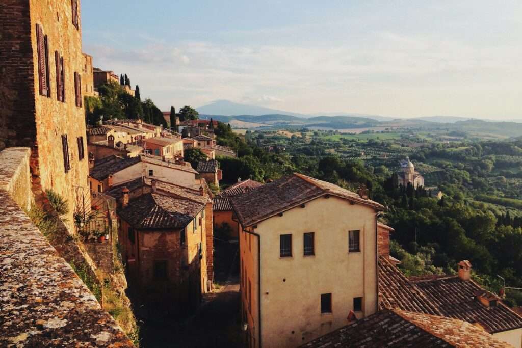 Wine 101 Amazing Vino Nobile di Montepulciano